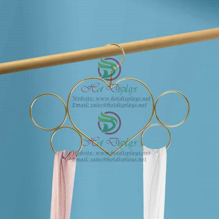 Iron Wire Hanger Racks Heart Shape